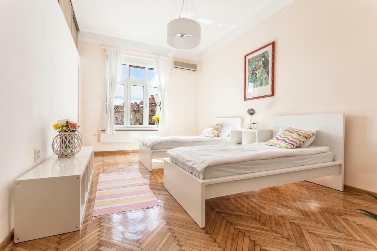 99 Muses Apartments Dordegol Kültér fotó